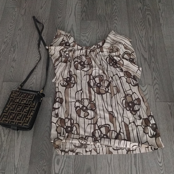 🌸🌺Mini 👗 dress🌸🌺🌺🌺 - Picture 2 of 4